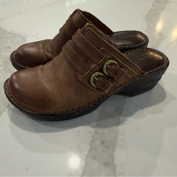 B.O.C Born Concept Aderyn Leather Slip On Clogs Womens Size 9 Brown Buckles Mule - Picture 1 of 9